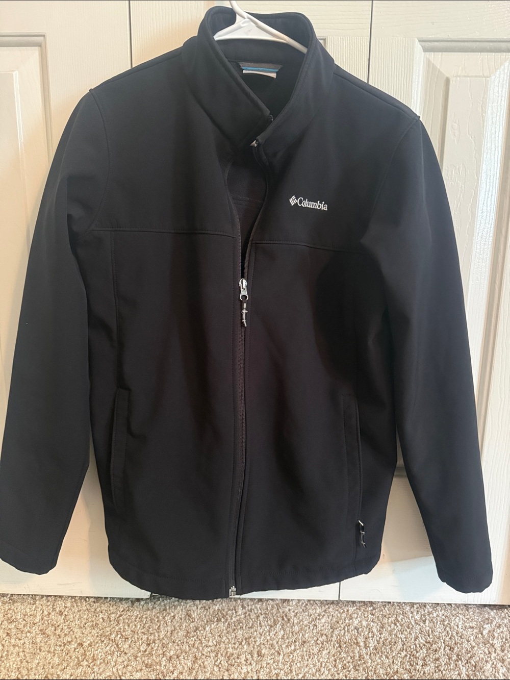 Columbia Black Lightweight Softshell Jacket